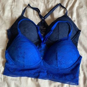 Set of 2 Victoria’s Secret Bralettes Size Large